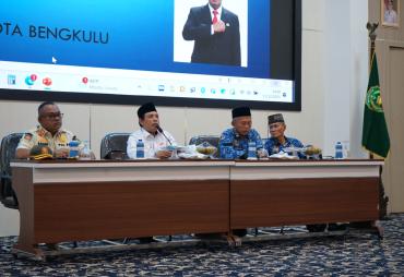 WaliKota Bengkulu Apresiasi Kinerja Kasat Pol PP dalam…