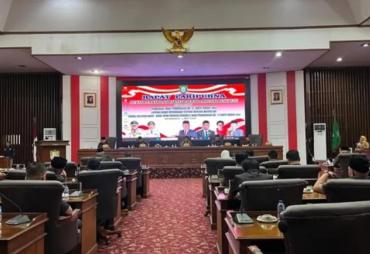 Rapat paripurna DPRD provinsi bengkulu