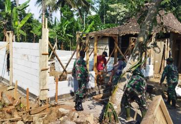 Pembangunan Awal Rumah Layak Huni Bapak Supar