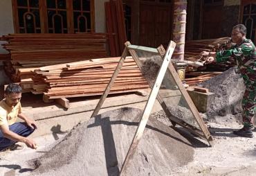 Satu Ayakan Pasir, Seribu Harapan
