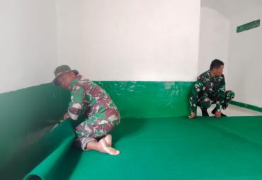 Satgas TMMD dan Warga Percantik Mushola An Nur